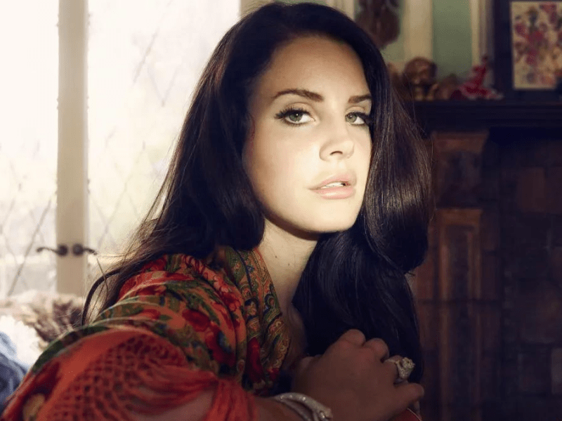 [Crítica] Ocean Blvd: mais um álbum que seguiu a fórmula ‘Lana Del&nbsp;Rey’